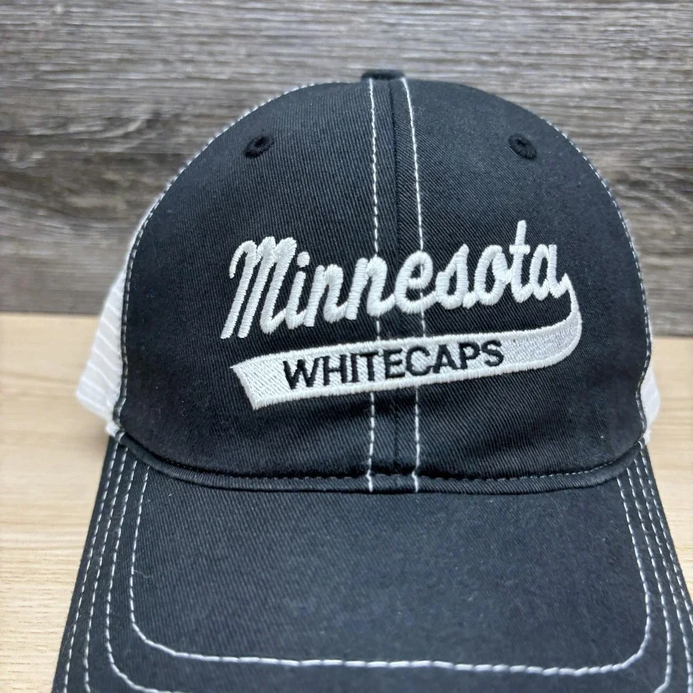 Minnesota Whitecaps Hat Cap Snap Back Mens Black White Hockey Trucker‎ Mesh